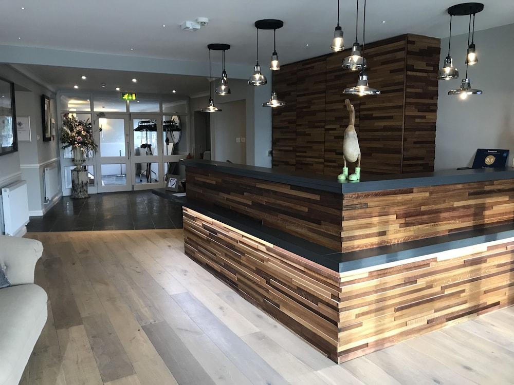 The Dunes Hotel Barrow-in-Furness Eksteriør bilde